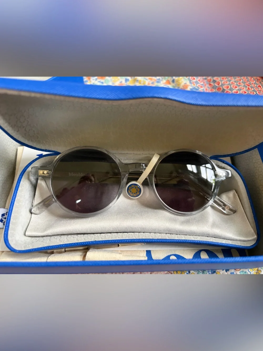 NWT Bloobloom Visionary Tinted Sunglasses in Smoke